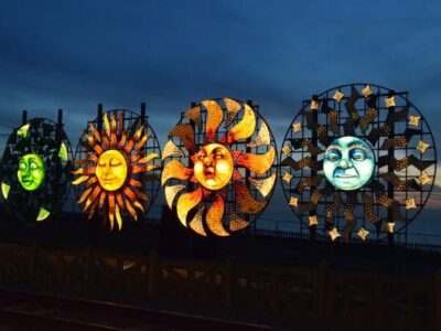 See what time the tableaux come on with our guide to daily switch on times